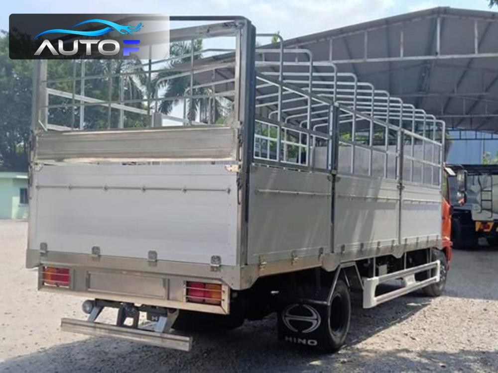 Xe tải Hino FC9JNTC (6.5 tấn, thùng dài 7.3 mét): Giá bán, thông số